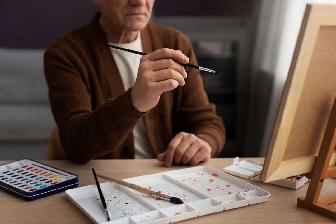 What are the benefits of art classes for adults?